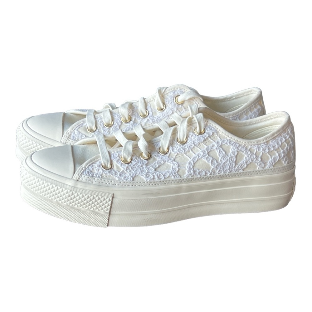Converse White Lace Platform Low-Top Sneakers